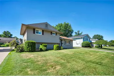 14121 Donald Drive, Brook Park, OH 44142 - Photo 3