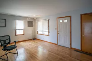 1853 Evergreen Ave, Akron, OH 44301 - Photo 3