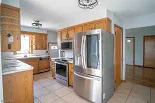1853 Evergreen Ave, Akron, OH 44301 - Photo 7