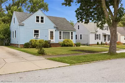 29783 Robert Street, Wickliffe, OH 44092 - Photo 1