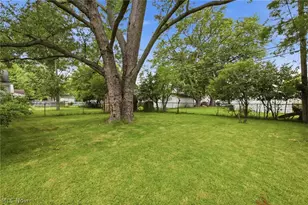 29783 Robert St, Wickliffe, OH 44092 - Photo 27