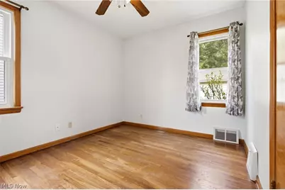 29783 Robert Street, Wickliffe, OH 44092 - Photo 17
