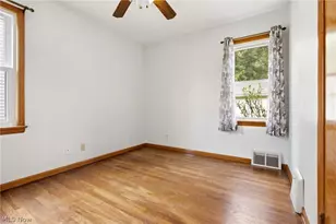 29783 Robert St, Wickliffe, OH 44092 - Photo 17