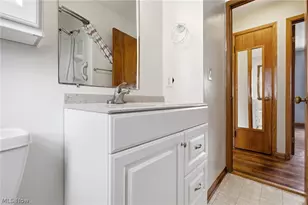 29783 Robert St, Wickliffe, OH 44092 - Photo 11