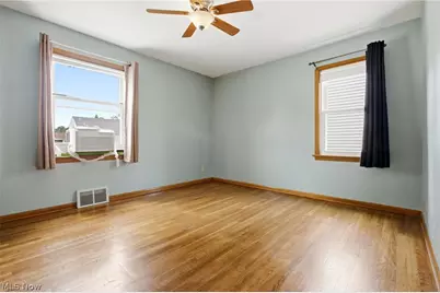 29783 Robert Street, Wickliffe, OH 44092 - Photo 13