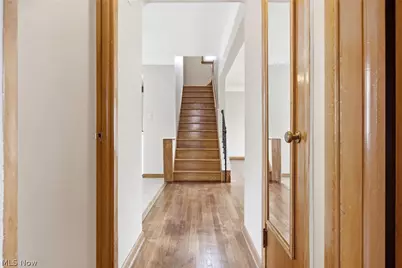 29783 Robert Street, Wickliffe, OH 44092 - Photo 19