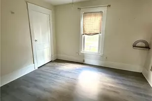 112 E Carolina Ave, Sebring, OH 44672 - Photo 5