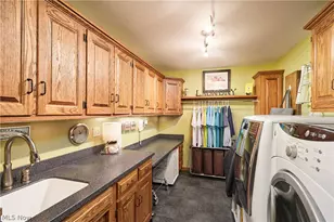 2793 Greenspire Cir, Akron, OH 44333 - Photo 17