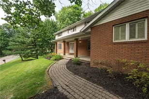2300 Beechwood Dr NW, Dover, OH 44622 - Photo 5