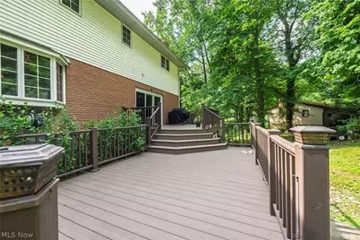 2300 Beechwood Drive NW, Dover, OH 44622 - Photo 7
