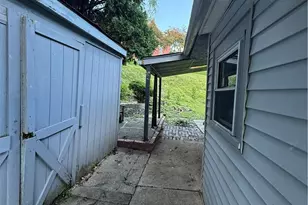 201 Center St, Coshocton, OH 43812 - Photo 7
