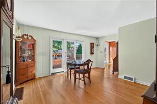 5630 N Island Dr NW, Canton, OH 44718 - Photo 9