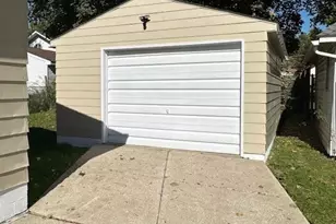 807 Albemarle Ave, Cuyahoga Falls, OH 44221 - Photo 23
