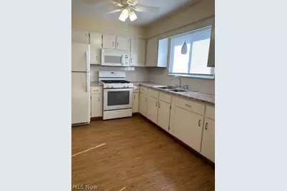 807 Albemarle Avenue, Cuyahoga Falls, OH 44221 - Photo 5