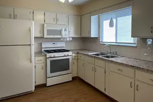 807 Albemarle Ave, Cuyahoga Falls, OH 44221 - Photo 3