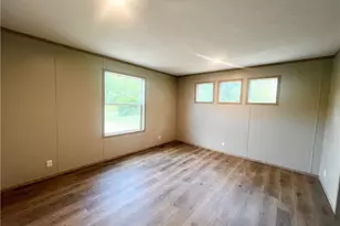 1055 May Rd, East Liverpool, OH 43920 - Photo 11