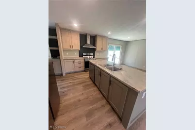 1055 May Road, East Liverpool, OH 43920 - Photo 9