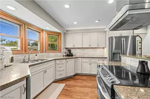 2732 Georgeanna Dr, Green, OH 44685 - Photo 13