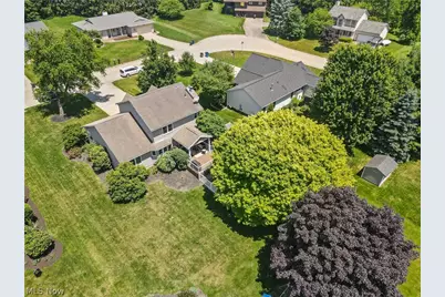 2732 Georgeanna Drive, Green, OH 44685 - Photo 3