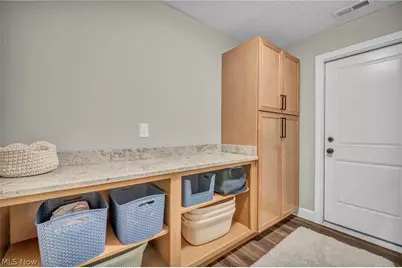 29345 White Road, Wickliffe, OH 44092 - Photo 31
