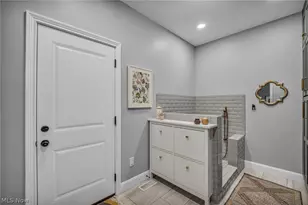 29345 White Rd, Wickliffe, OH 44092 - Photo 13