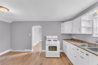 1222 W 14th Street, Lorain, OH 44052 - Photo 21