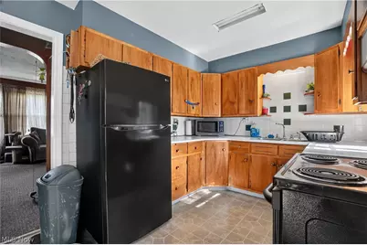 506 Adelaide Avenue SE, Warren, OH 44483 - Photo 9