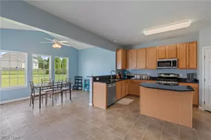 2489 Captens St NE, Canton, OH 44721 - Photo 11