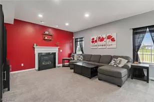 2489 Captens St NE, Canton, OH 44721 - Photo 7