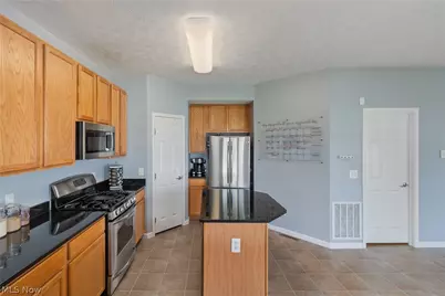 2489 Captens Street NE, Canton, OH 44721 - Photo 9