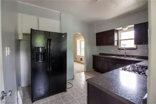 1869 Springfield Center Rd, Akron, OH 44312 - Photo 15