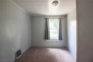 1869 Springfield Center Rd, Akron, OH 44312 - Photo 11