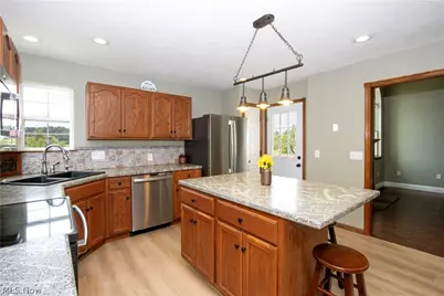 10964 Parmenter Road, Burbank, OH 44214 - Photo 11