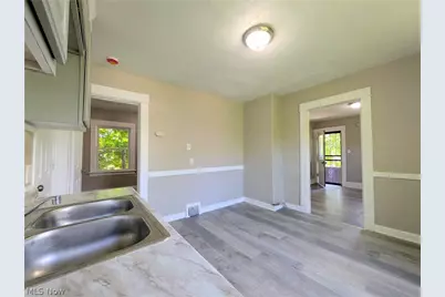 12905 Griffing Avenue, Loveland, OH 44120 - Photo 9