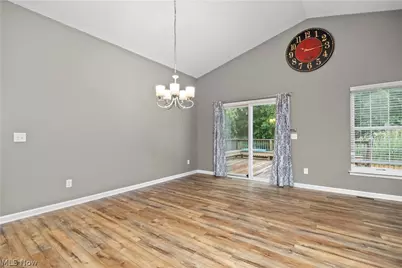 3502 Astor Lane, Lorain, OH 44053 - Photo 7