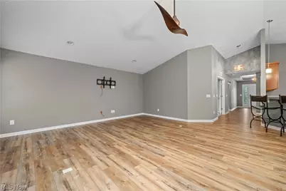 3502 Astor Lane, Lorain, OH 44053 - Photo 9