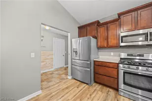 3502 Astor Ln, Lorain, OH 44053 - Photo 13