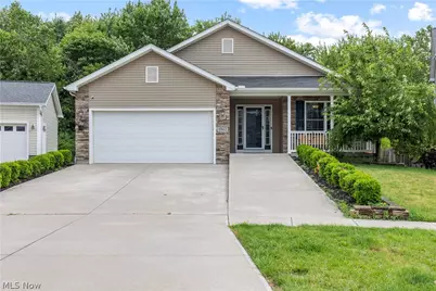 3502 Astor Lane, Lorain, OH 44053 - Photo 1