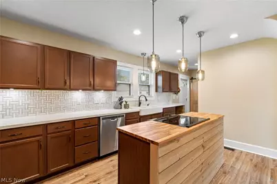 419 19th Street Northwest, Canton, OH 44709 - Photo 5
