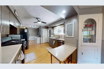 6061 Chapel Road, Madison, OH 44057 - Photo 9