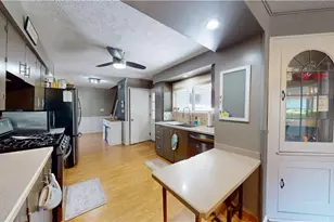 6061 Chapel Rd, Madison, OH 44057 - Photo 9