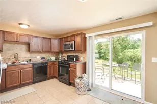 890-892 Irish Rd, Kent, OH 44240 - Photo 5