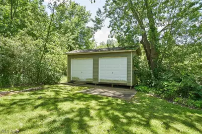 890-892 Irish Road, Kent, OH 44240 - Photo 15
