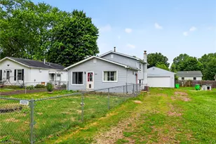 1154 Meadowbrook Ave, Alliance, OH 44601 - Photo 11