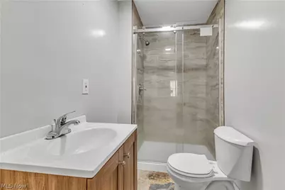 416 Washington Avenue, Lorain, OH 44052 - Photo 25