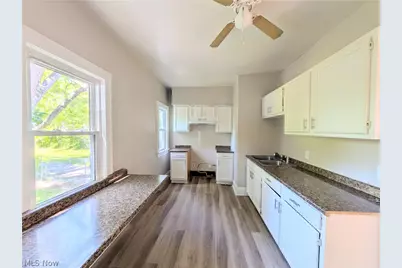11302 Parkview Avenue, Loveland, OH 44104 - Photo 11