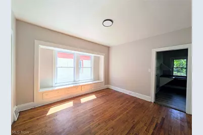 11302 Parkview Avenue, Loveland, OH 44104 - Photo 9