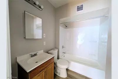11302 Parkview Avenue, Loveland, OH 44104 - Photo 15