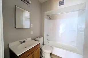 11302 Parkview Ave, Loveland, OH 44104 - Photo 15