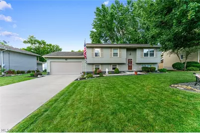2371 Penny Lane, Austintown, OH 44515 - Photo 1